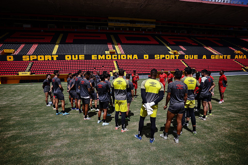 <i>(Foto: Paulo Paiva / Sport Recife)</i>