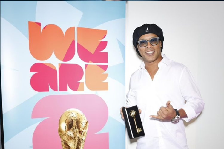 Ronaldinho Gacho  anunciado como embaixador da Copa do Mundo de 2026