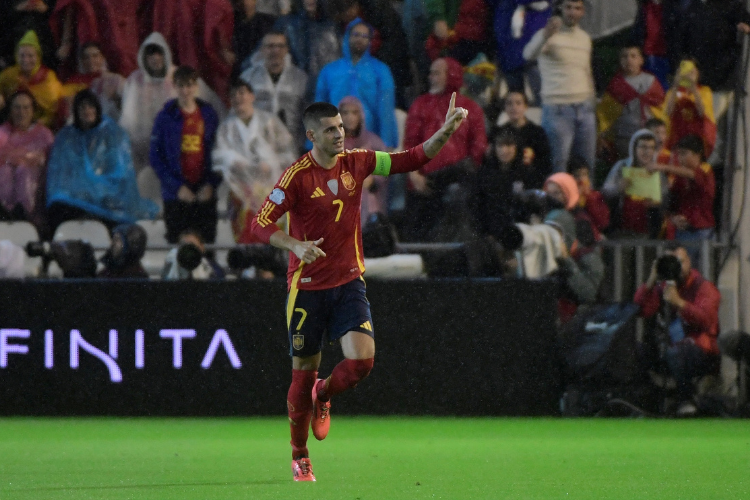 Espanha vence Srvia  e garante vaga nas quartas da Liga das Naes