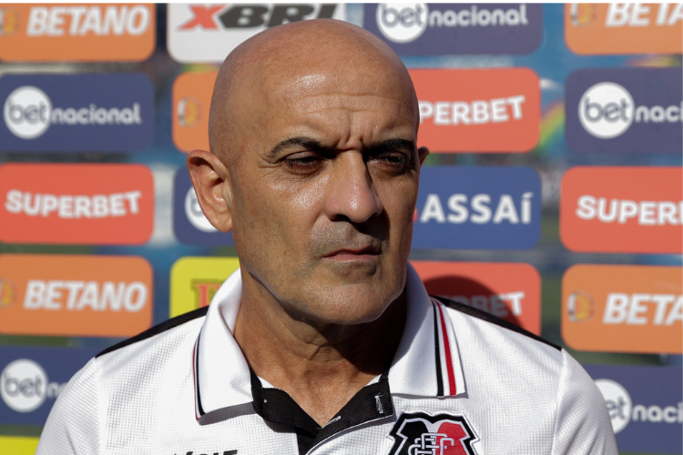 'Absurdo':Tcnico do Santa Cruz critica reduo do intervalo mnimo entre jogos do Estadual