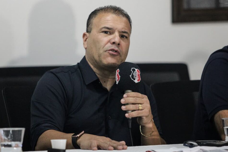 Com nomes na agulha, Santa Cruz busca mais reforos antes do incio da pr-temporada