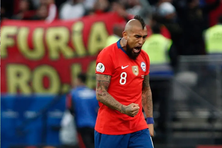 Jogador chileno Vidal  acusado de agresso sexual