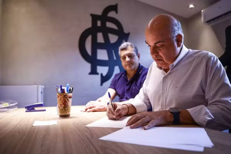 <i>(Foto: PAULO PAIVA/SCR)</i>