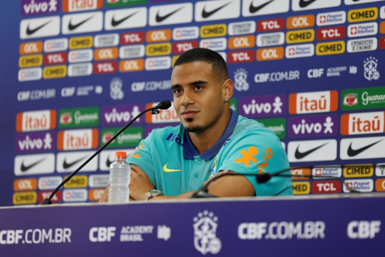 Estreante na Seleo, Murillo revela inspirao em Thiago Silva