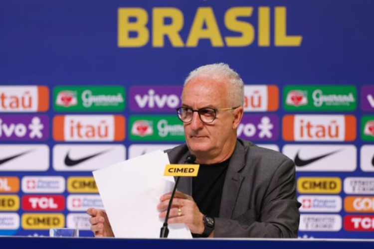 Vdeo: Dorival Jr. afirma que Gerson e Paquet podem jogar juntos