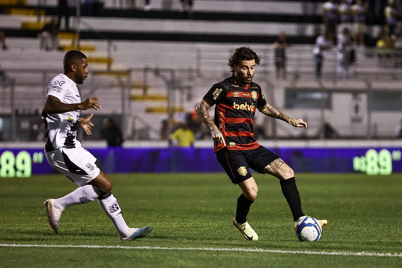 <i>(Foto: Paulo Paiva / Sport Recife)</i>