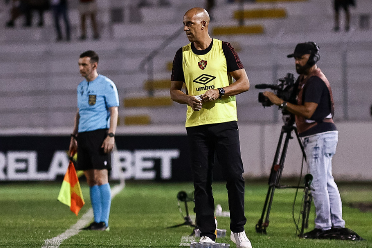 Pepa elogia postura do elenco e pede confiana  torcida do Sport no acesso: 'Vamos acreditar'