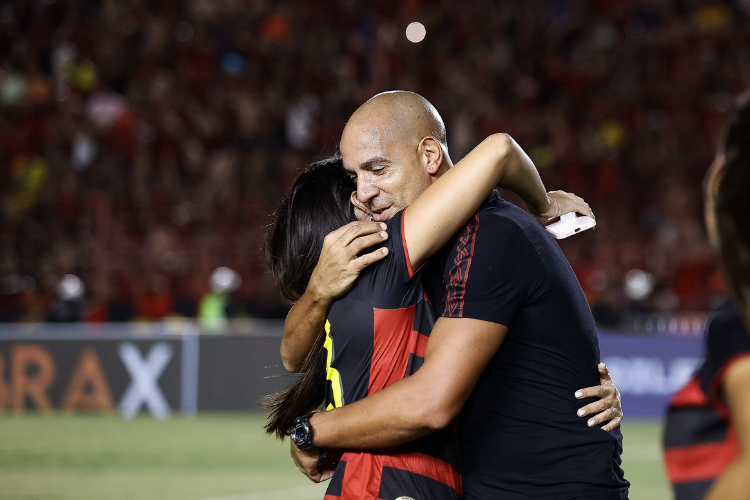 <i>(Foto: Paulo Paiva/SCR)</i>