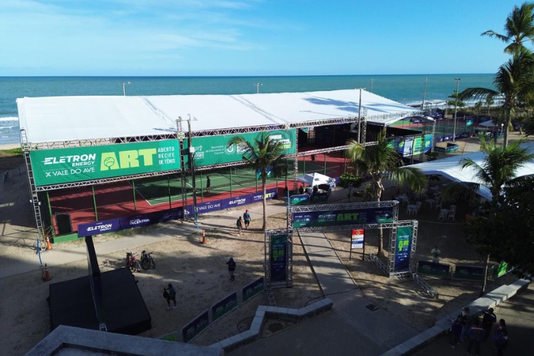 Aberto Recife de Tnis 2024 premia os melhores atletas em torneio na praia de Boa Viagem