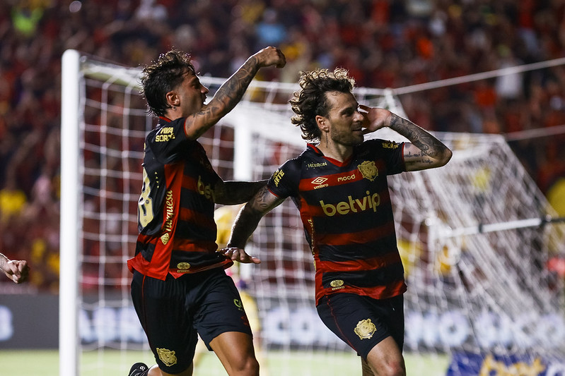 <i>(Foto: Paulo Paiva / Sport Recife)</i>