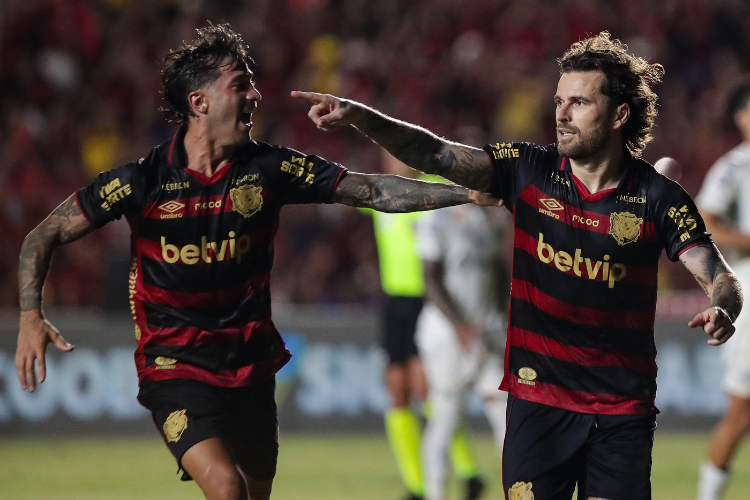 Beto Lago: 'O Sport j tem o primeiro desafio para 2025, definir quem permanecer e quem deixar o clube'