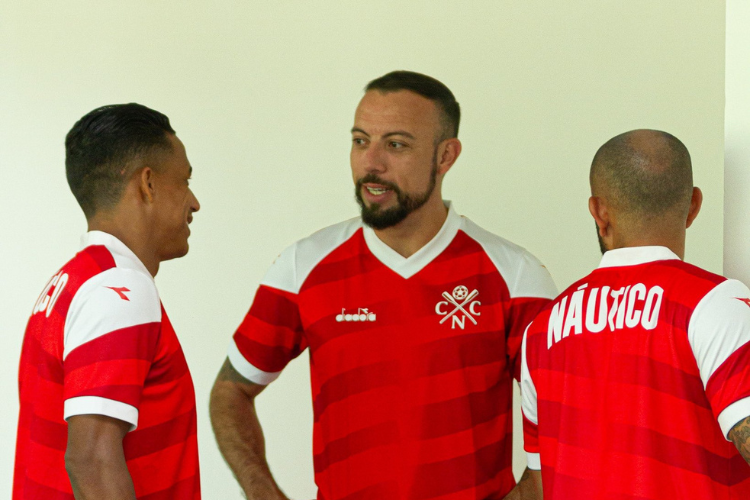 Aps resolver questes pessoais, Paulo Srgio se reapresenta no Nutico para pr-temporada