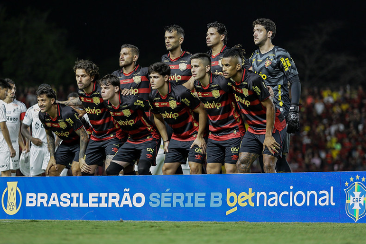 Lo Medrado: 'Na definio do elenco de 2025, o Sport ter que elevar o sarrafo nas contrataes'