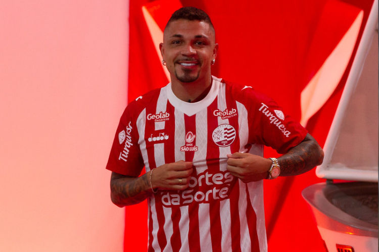 Apresentado no Nutico, Geovane fala sobre concorrncia e exalta reencontro com Marquinhos Santos