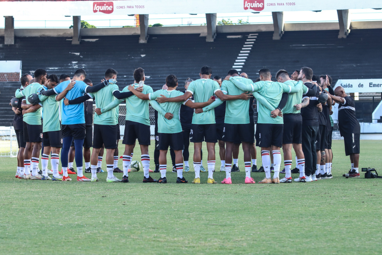 Depois de hiato sem jogos, Santa Cruz encara o CSA no primeiro teste da pr-temporada