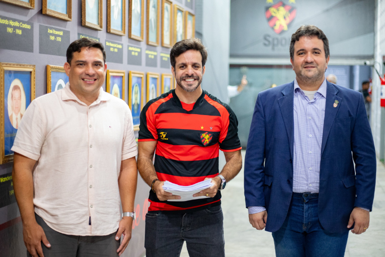 Rafael Arruda busca unificar oposio e marca pronunciamento sobre judicializao da eleio no Sport