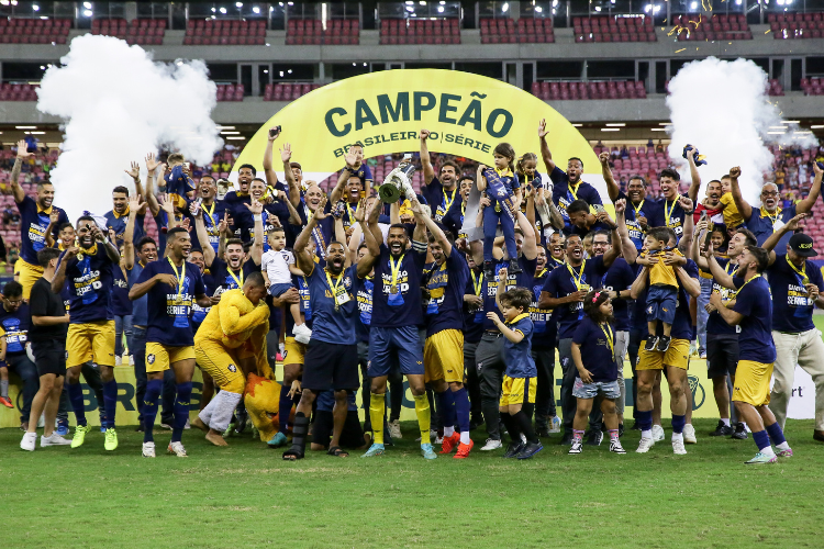 Beto Lago: 'Retrospectiva: O voo da Fnix'