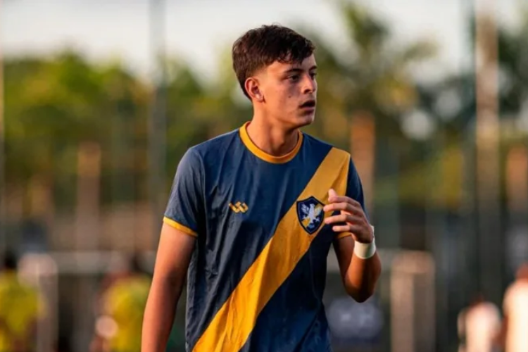 Retr em campo pela Copinha; Veja onde assistir e horrio da partida