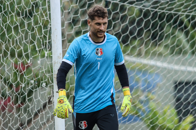 Deivity lamenta eliminao do Santa Cruz na pr-Copa do Nordeste e fala em 'sentimento de luto'