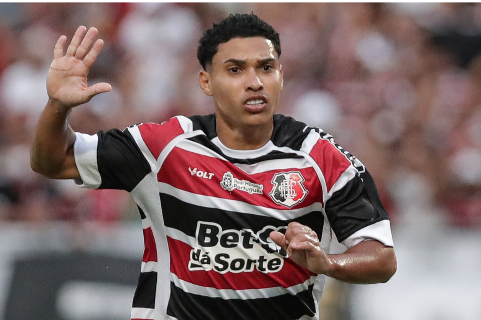 Thiaguinho destaca unio do Santa Cruz aps eliminao e foca nos objetivos da temporada