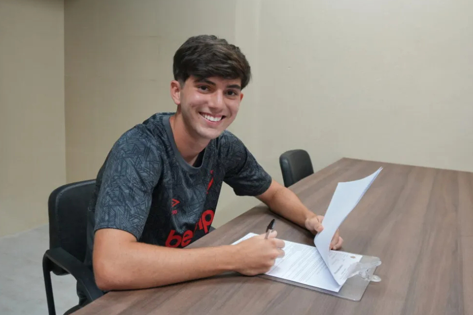  Jia da base rubro-negra: Marco Polo  o novo reforo do Sport