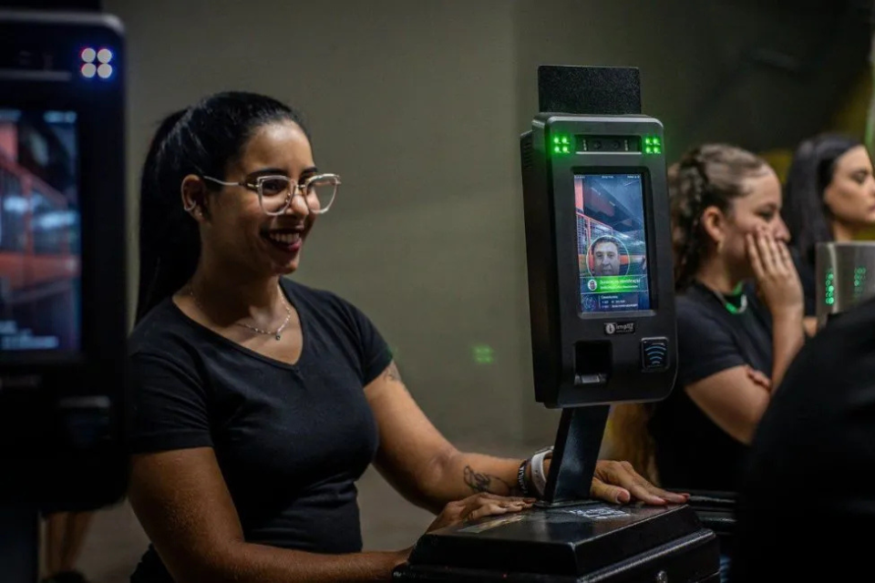 Sport amplia uso da biometria facial na Ilha do Retiro; sistema ainda  opcional