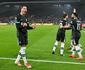 Liverpool desencanta no fim e vence Brentford no Campeonato Ingls