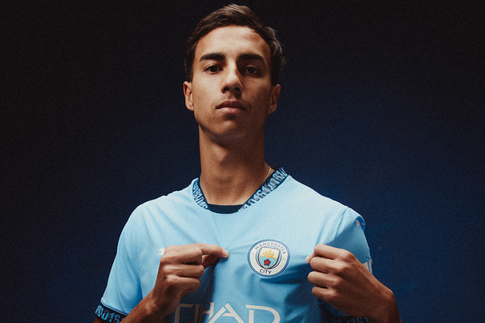 Vitor Reis  anunciado pelo City e se torna o zagueiro mais caro do futebol brasileiro