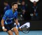 Mesmo com dores, Djokovic derruba Alcaraz e vai  semifinal do Aberto da Austrlia