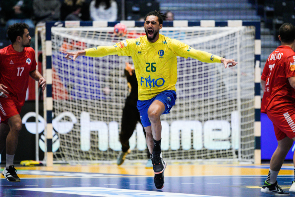 Brasil leva susto, mas vence Chile em estreia na 2 fase no Mundial de Handebol