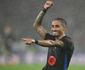 Imprensa espanhola elogia temporada de Raphinha e cita Bola de Ouro