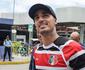 Santa Cruz oficializa a contratao do centroavante Thiago Galhardo