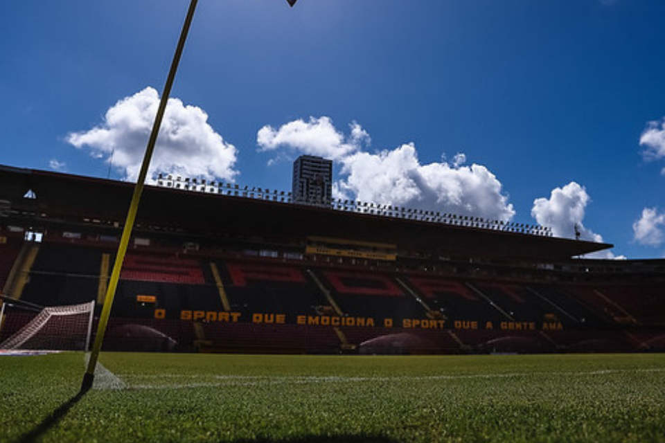 <i>(Foto: Paulo Paiva / Sport Recife)</i>