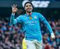 Ederson d assistncia, Marmoush faz hat-trick, e City vence Newcastle para assumir 4 lugar do Ingls