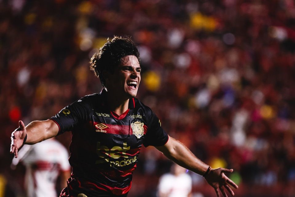 <i>(Foto: Paulo Paiva / Sport Recife)</i>