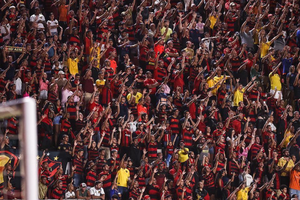<i>(Foto: Paulo Paiva / Sport Recife)</i>