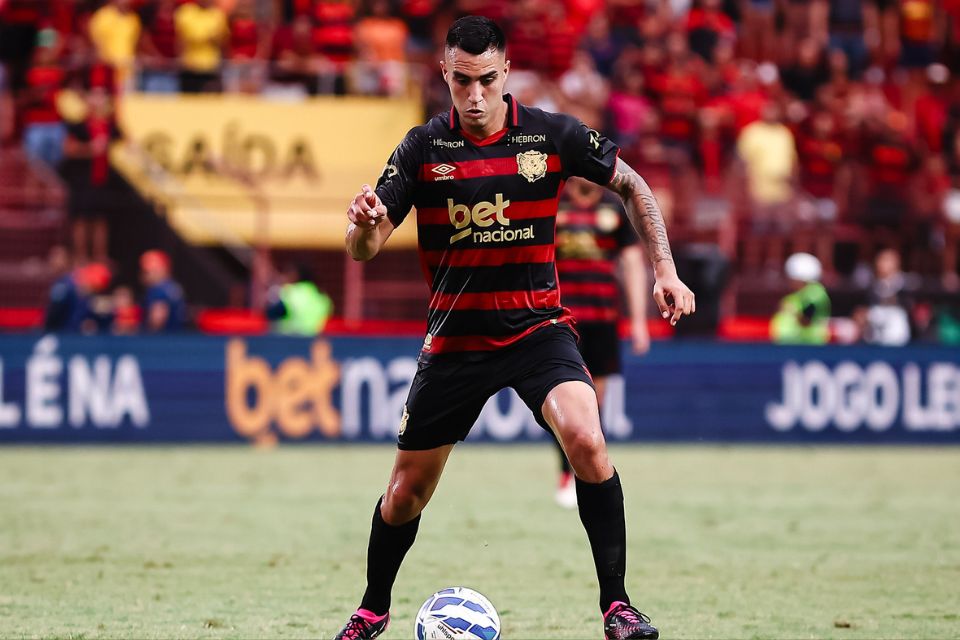 <i>(Foto: Paulo Paiva / Sport Recife)</i>