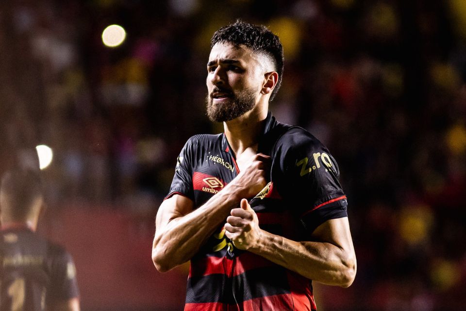 <i>(Foto: Paulo Paiva / Sport Recife)</i>