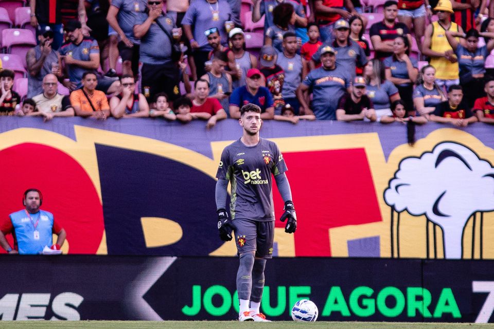 <i>(Foto: Paulo Paiva/SCR)</i>