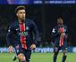 PSG supera Dibu Martnez, bate Aston Villa e fica perto da semifinal da Liga dos Campees