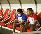 Jogadores do Nutico prestam apoio a Kuki aps sofrer Acidente Vascular Cerebral