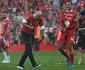 Liverpool goleia o Tottenham e fatura o ttulo antecipado da Premier League