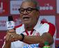 Aps derrota contra o So Paulo, Hlio dos Anjos afirma que a torcida do Nutico 'tem direito de sonhar com a classificao'
