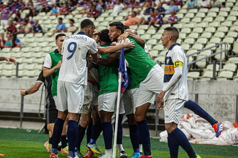 <i>(Foto: Retr FC / Divulgao / stefaniafotografias)</i>