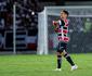 Autor de dois gols contra o Ferrovirio, Thiaguinho celebra momento de superao no Santa Cruz: 