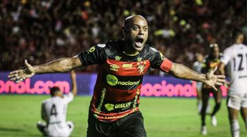 Tido como unanimidade, Vagner Love est fora do Sport - Foto: Reproduo/TV Sport