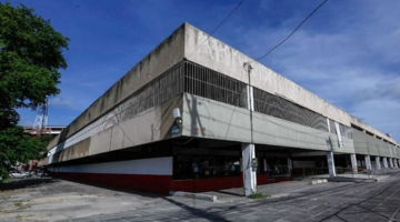 Presidente do Santa Cruz promete fachada no Arruda - Foto: Paulo Paiva/DP FOTO