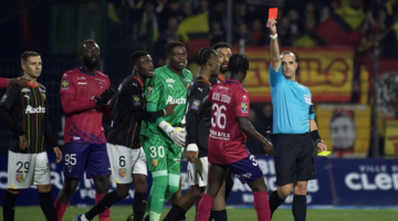 IFAB libera testes de expulses temporrias no futebol - Foto: GUILLAUME SOUVANT/AFP